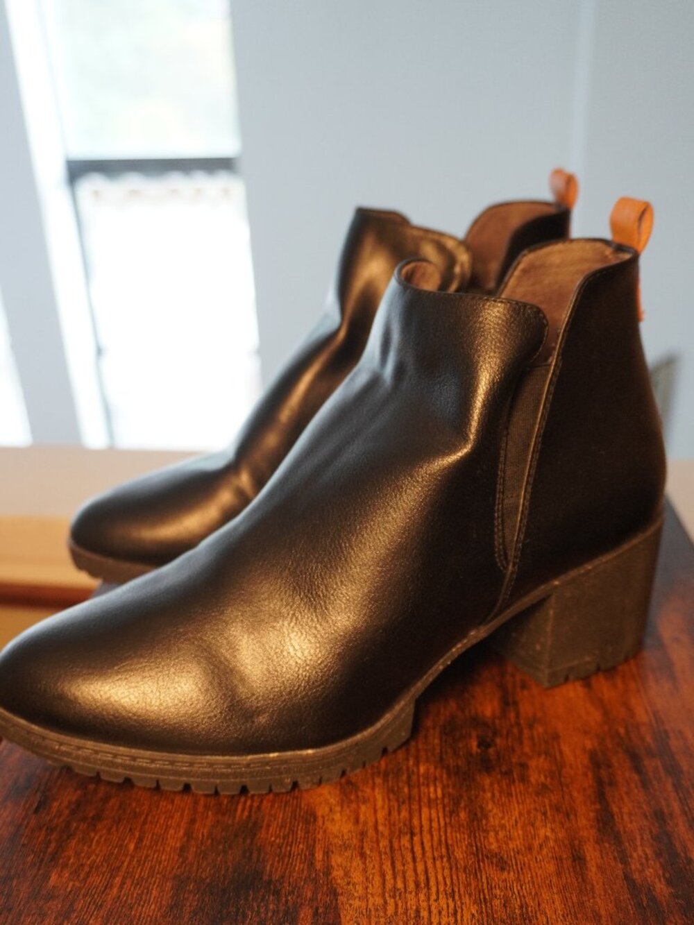 Dr. Scholl’s Black Leather Ankle Boots Size 10 Block Heel Comfort Booties